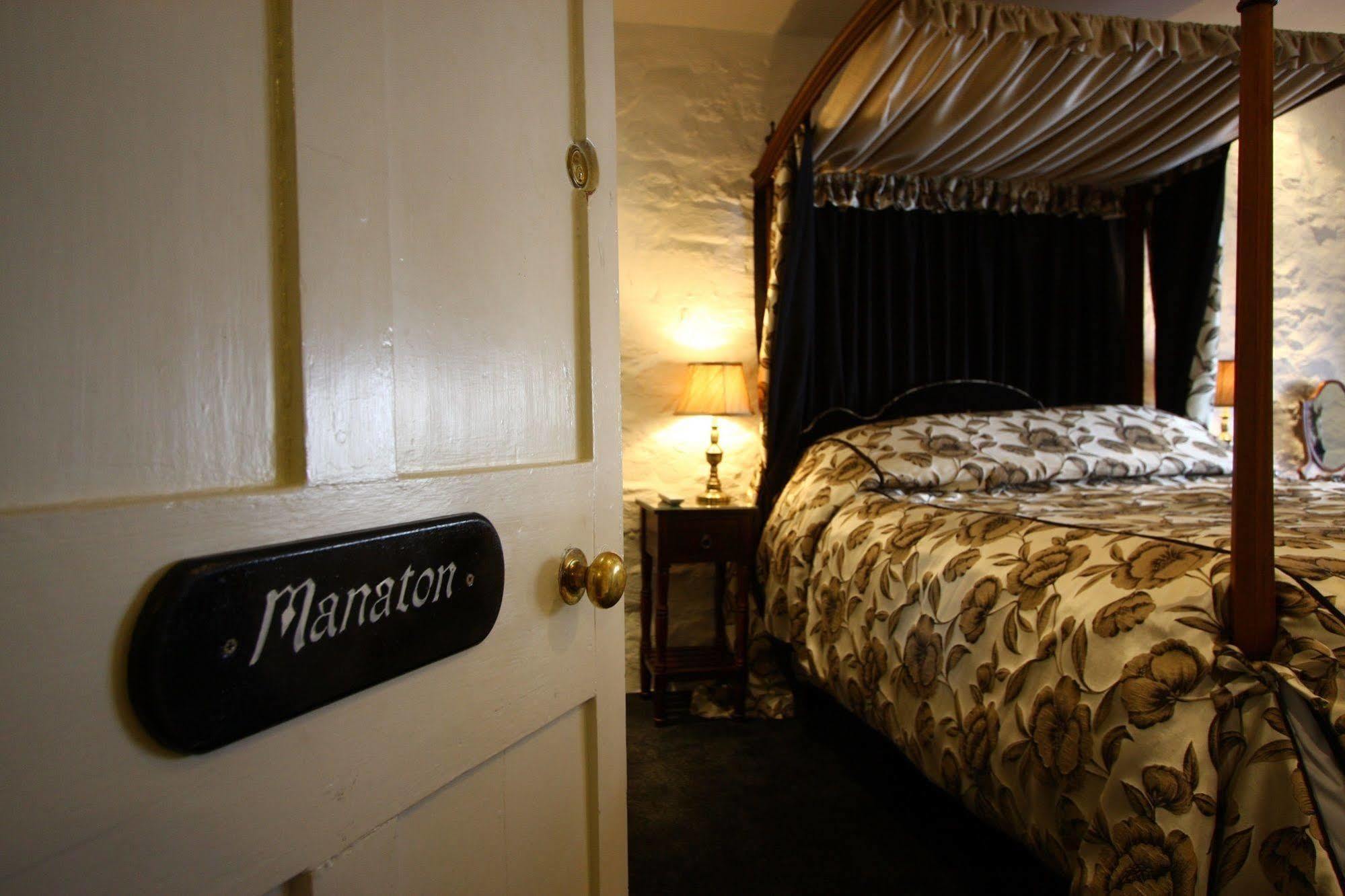The Oxenham Arms Hotel Devon South Zeal エクステリア 写真